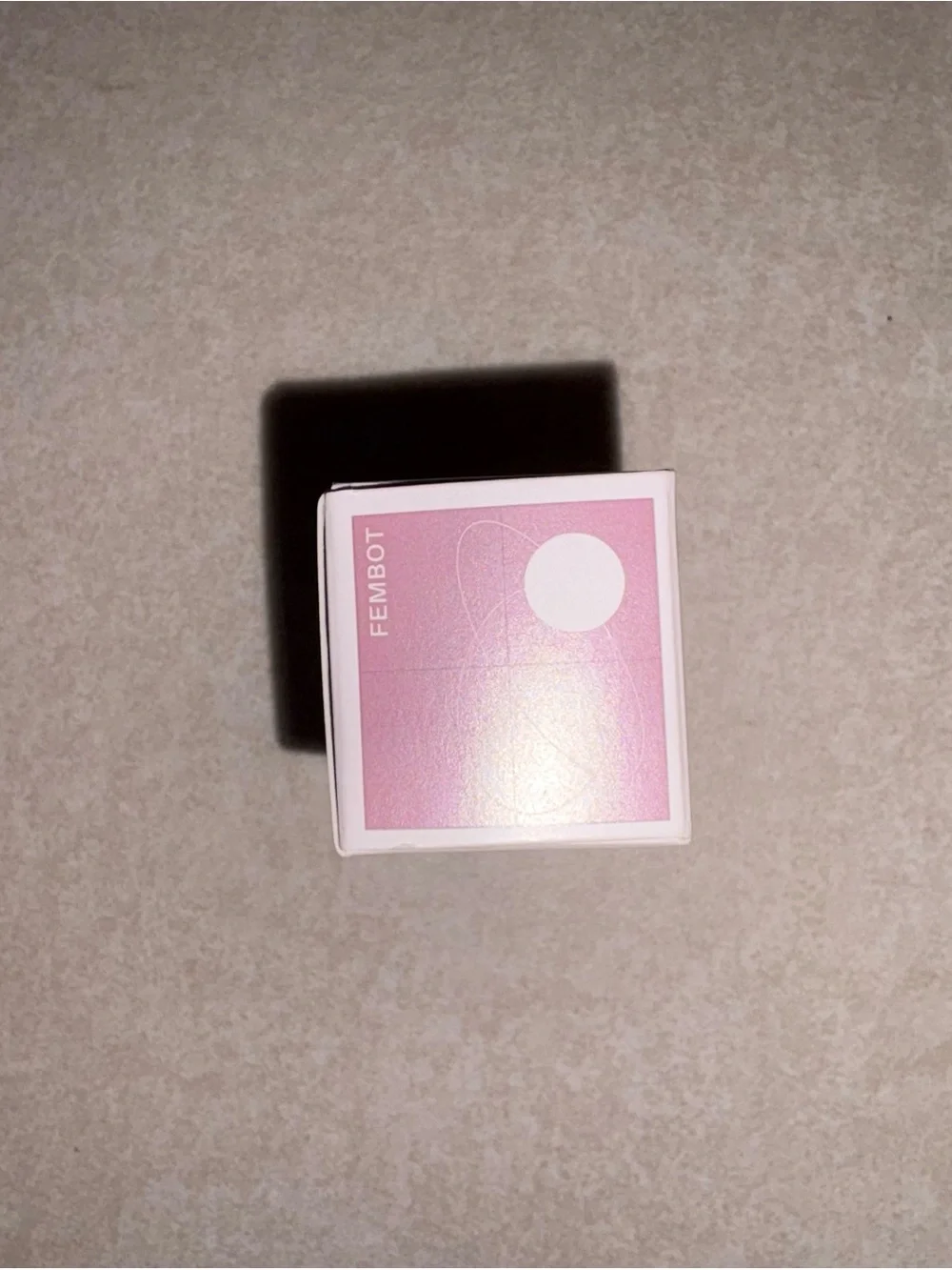 r.e.m. beauty Starlet Liquid Eyeshadow - Fembot